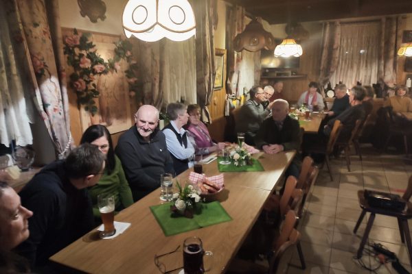 JHV 2026: Gut gefüllter Saal im Kirchberger Wirtshaus